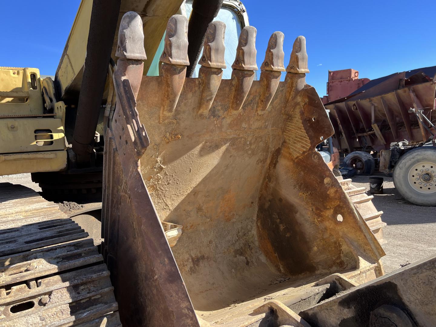 ./imagenes/INVOICE/2019/17511/EXCAVADORA 330C PARA PARTES (39).JPG